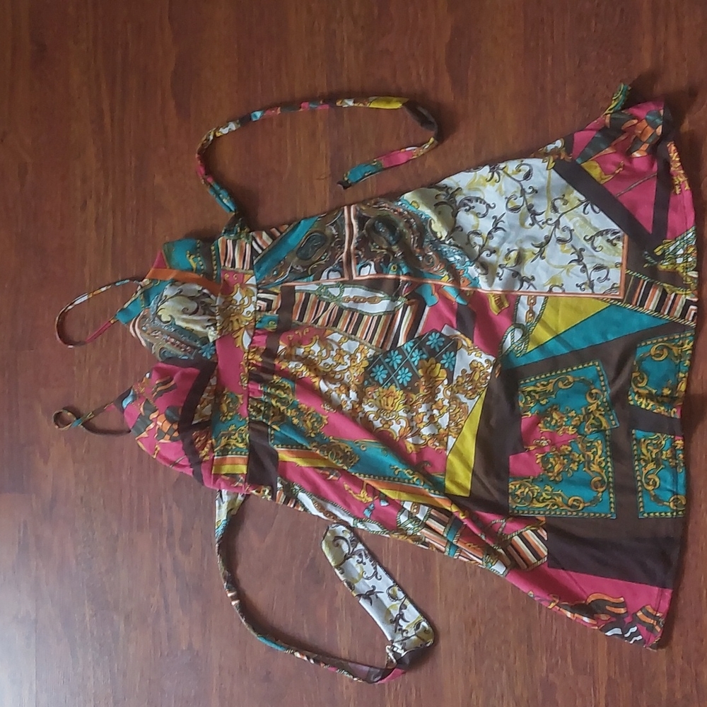 Dress‎